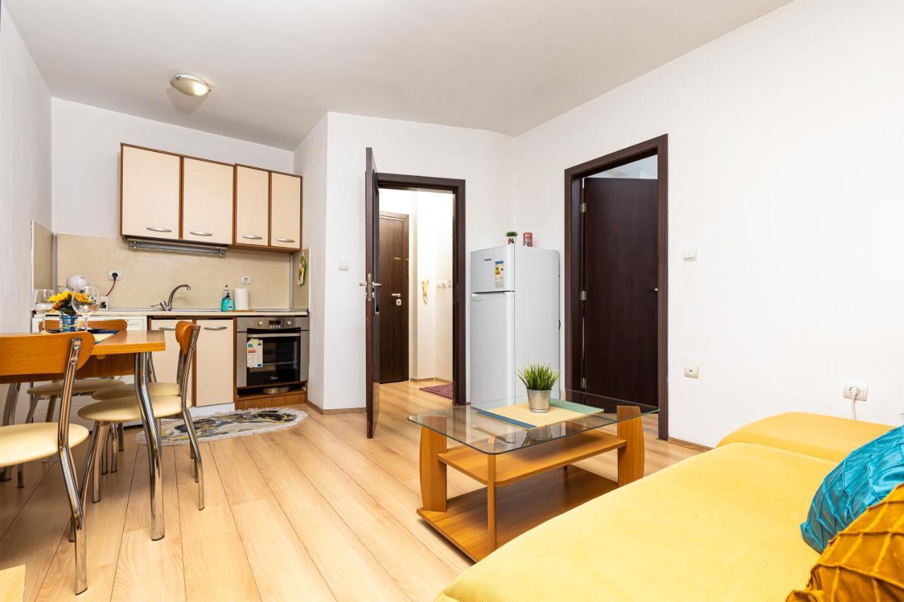 פלובדיב Lovely 1Bd Apartment Close To The Summer Theatre מראה חיצוני תמונה
